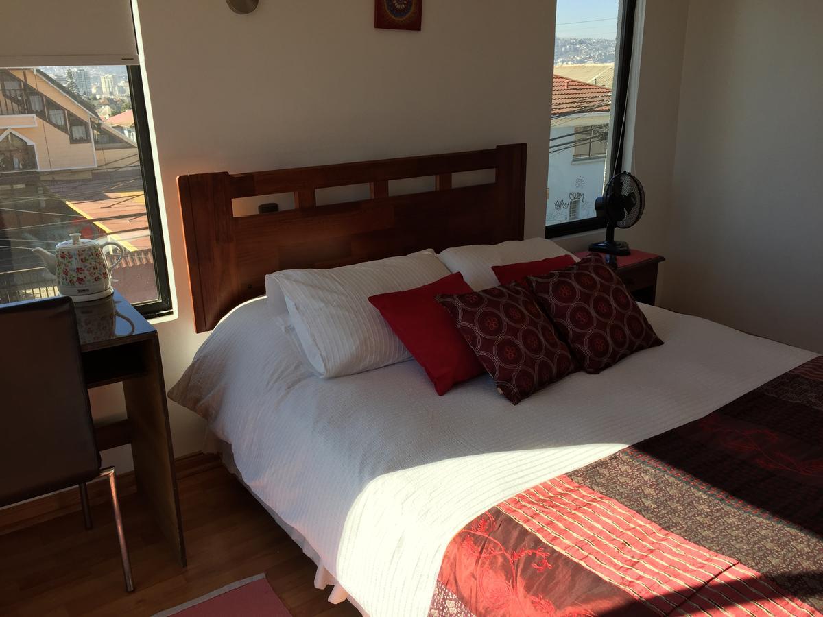 B&B Hostel Casamoro วิญาเดลมาร์ ภายนอก รูปภาพ