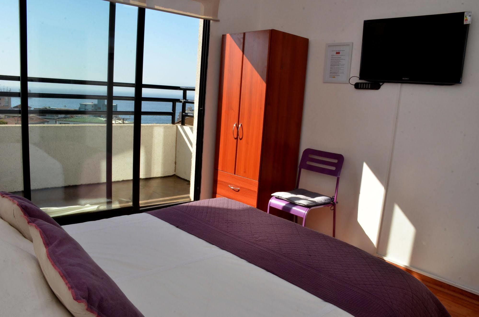 B&B Hostel Casamoro วิญาเดลมาร์ ภายนอก รูปภาพ
